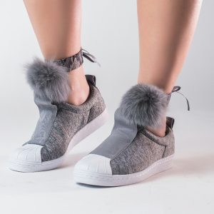 خلخال بتصميم فراء الأرنب